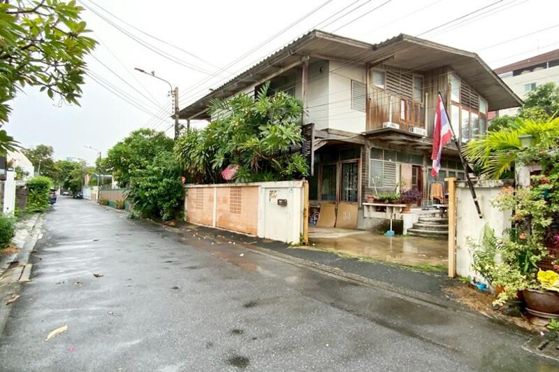 ขาย - ขายบ้านเดี่ยว 83ตรว.พหลโยธิน -วิภาวดี อินทามระ13 ใกล้ BTSสะพานควาย, กรุงเทพ