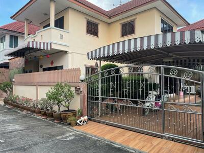 ขาย - หาไม่เจอ, กรุงเทพ