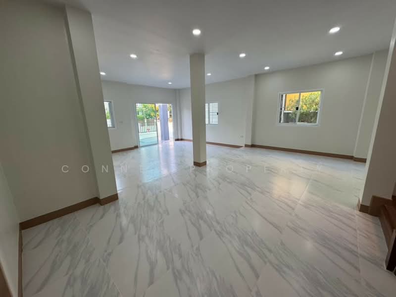 วิเศษสุขนคร 19, Samut Sakhon, Phanthai Norasing, Muang Samut Sakhon, Samut Sakhon, 5 Bedrooms, 262 sqm, Townhouse For Sale, by Connex Property, 60228046 - DDproperty.com