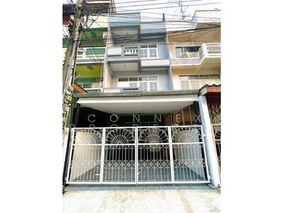 ขาย - ทาวน์เฮ้าส์ นวมินทร์ 38, กรุงเทพ
