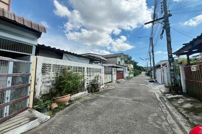 ขาย - ขายที่ดิน 50ตร.วา โชคชัย 4 ซอย 62 ลาดพร้าว, กรุงเทพ