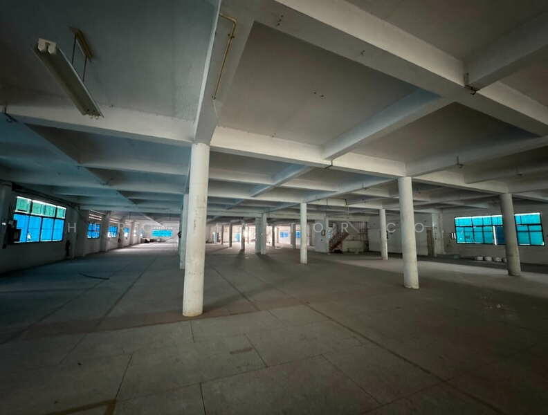 For Sale - For Sale Samut Prakan Warehouse / Commercial Building Bearing Road BRE23200, Samut Prakan