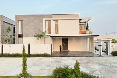 ขาย - สำหรับ ขาย บ้าน 5 ห้องนอน ที่ หนองปลาไหล, ชลบุรี