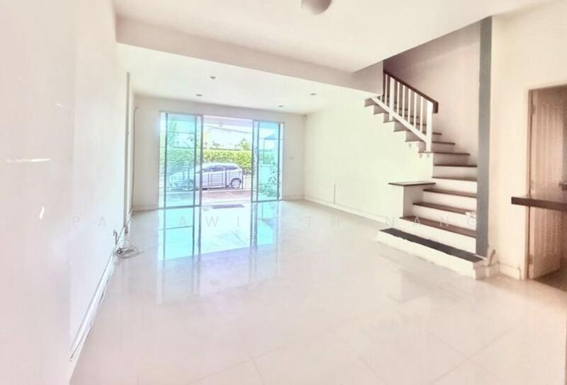 ขาย - Town Avenue Srinagarindra : ทาวน์ อเวนิว ศรีนครินทร์, กรุงเทพ