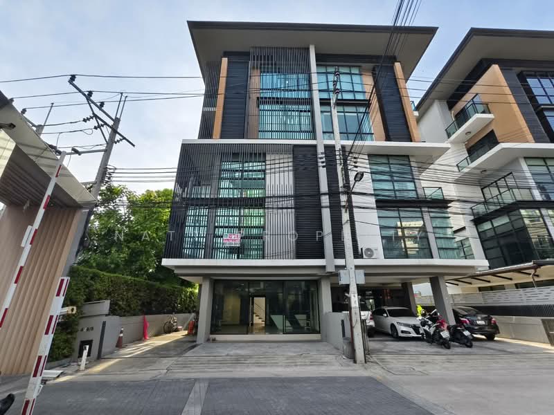 Premium Place Ekamai-Ramindra 2 Sukhonthasawat, Bangkok, Sukonthasawat Road, Lat Phrao, Lat Phrao, Bangkok, , 374 sqm, Office Space For Sale, by natt property, 60229897 - DDproperty.com