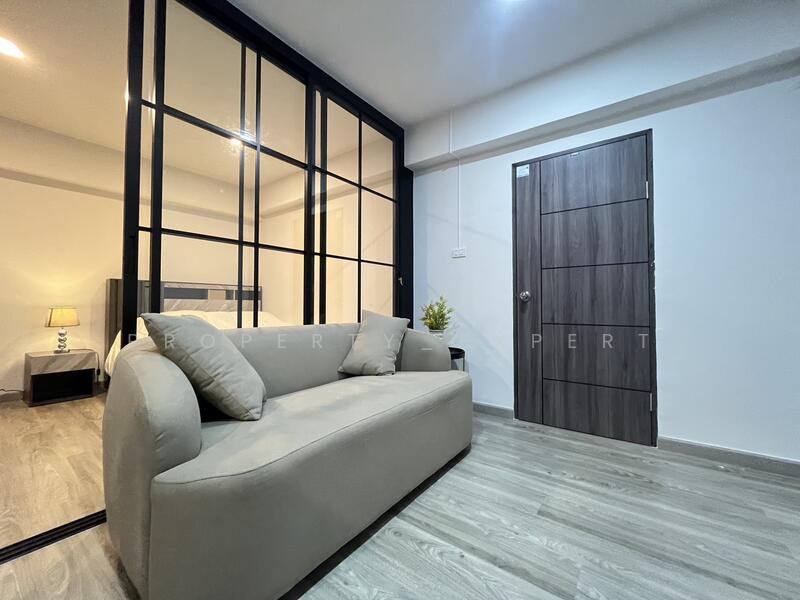 ขาย - มหาดไทย คอนโดเทล (Mahadthai Condotel), กรุงเทพ