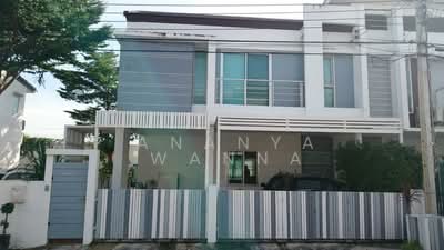 ขาย - ทาวน์เฮาท์ 4-ห้องนอน, กรุงเทพ