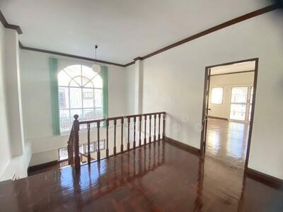 ขาย - Nakarin Garden Village : หมู่บ้านนครินทร์การ์เด้น, กรุงเทพ