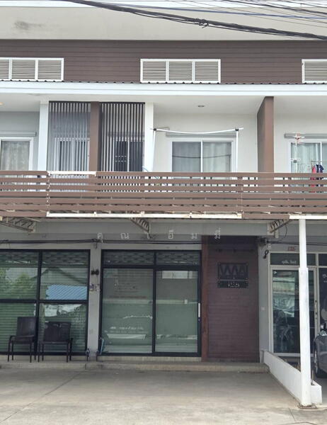 ขายทาวน์โฮมหน้าร้าน บ้านเกาะ ซอย 3 โคราช มีผู้เช่า ใกล้เซ็นทรัลโคราช, นครราชสีมา, บ้านเกาะ, เมืองนครราชสีมา, นครราชสีมา, 110 ตร.ม., ทาวน์เฮ้าส์ ขาย, โดย คุณเอ็มมี่, 60230291 - DDproperty.com