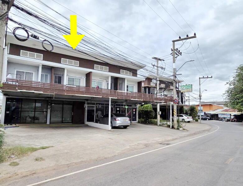 ขายทาวน์โฮมหน้าร้าน บ้านเกาะ ซอย 3 โคราช มีผู้เช่า ใกล้เซ็นทรัลโคราช, นครราชสีมา, บ้านเกาะ, เมืองนครราชสีมา, นครราชสีมา, 110 ตร.ม., ทาวน์เฮ้าส์ ขาย, โดย คุณเอ็มมี่, 60230291 - DDproperty.com