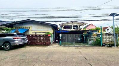 ขาย - ที่ดินบ้านเดี่ยว2หลัง ซอยท่าข้าม20 แยก8 เนื้อที่ 133 ตารางวา (หลังมุมพร้อมกิจการ), กรุงเทพ