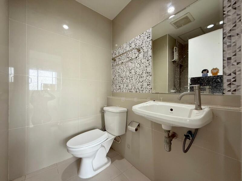 ขาย - Ploen Ploen Condo Rangsit-Workpoint 1-2 : เพลิน เพลิน คอนโดมิเนียม รังสิต - เวิร์คพอยท์ 1-2, ปทุมธานี