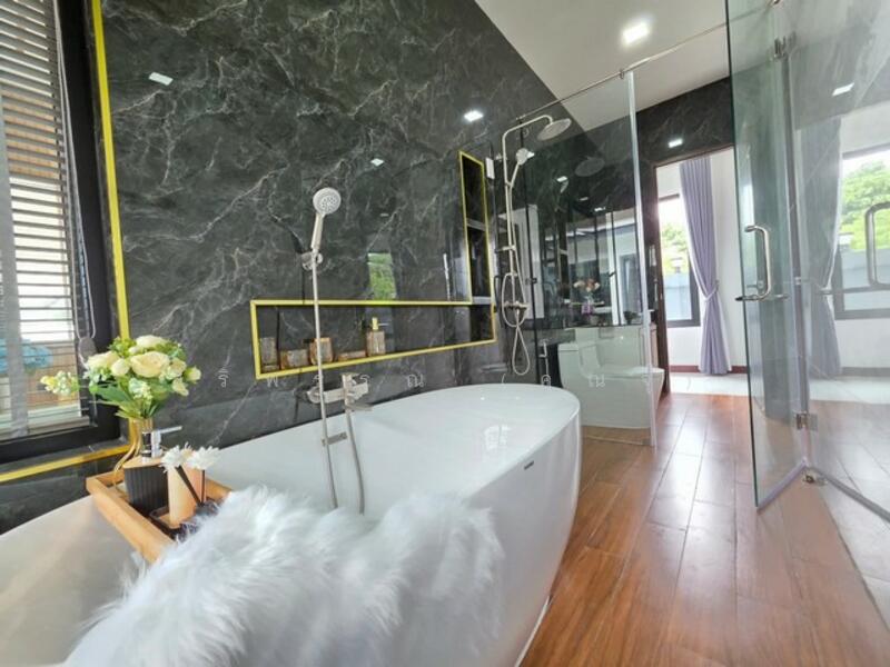 ต.โป่ง อ.บางละมุง จ.ชลบุรี, Chon Buri (Pattaya), Poong, Bang Lamung (Pattaya), Chon Buri (Pattaya), 3 Bedrooms, 400 sqm, Villa For Sale, by สิริพรรณ (คุณจุ๊), 60230514 - DDproperty.com