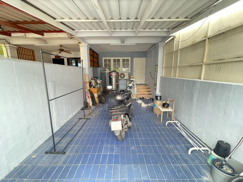 ขาย - ขาย ทาวน์เฮ้าส์ หมู่บ้านรัตนวรรณ บางกรวย, นนทบุรี