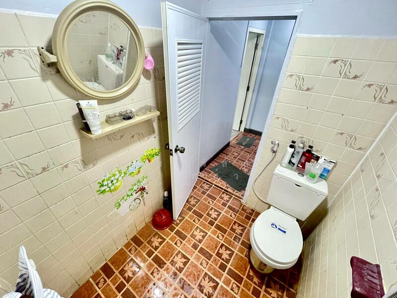 ขาย ทาวน์เฮ้าส์ หมู่บ้านรัตนวรรณ บางกรวย, Nonthaburi, Bang Kruai, Bang Kruai, Nonthaburi, 2 Bedrooms, 80 sqm, Townhouse For Sale, by กรณวัสส์ กัณฑวัสส์วงส์, 60230729 - DDproperty.com