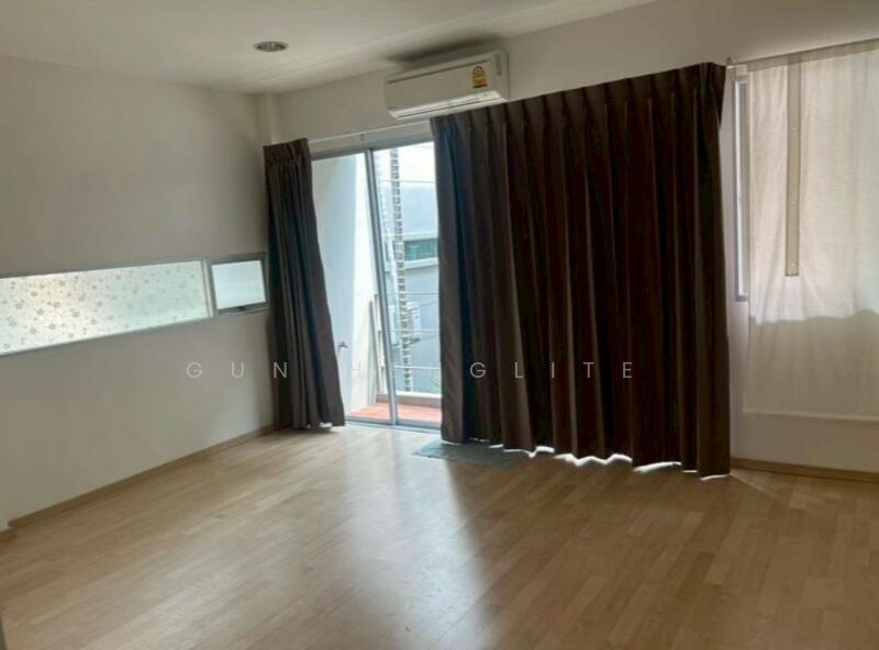 3-Bedroom Townhouse, Bangkok, Suan Luang, Suan Luang, Bangkok, 3 Bedrooms, 170 sqm, Townhouse For Rent, by Gun Henglite , 60230768 - DDproperty.com