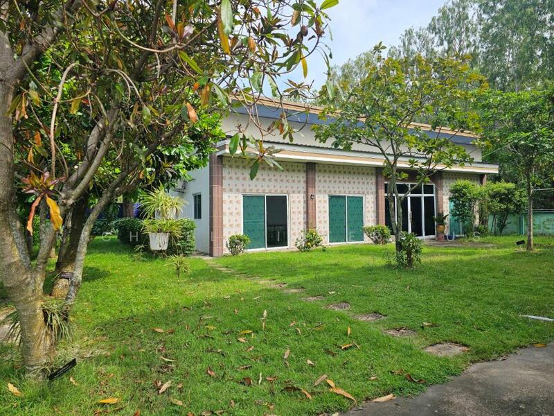 For Sale - Warehouse/factory for sale with 1 rai of land, next to Map Ta Phut Industrial Estate,, Rayong