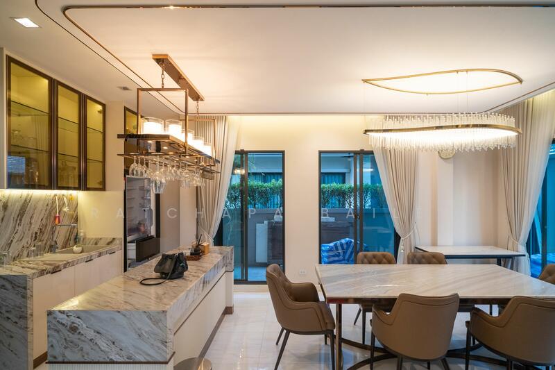 ให้เช่า - Bangkok Boulevard Praram 9 Srinakarin : บางกอก บูเลอวาร์ด พระราม 9 ศรีนครินทร์, กรุงเทพ