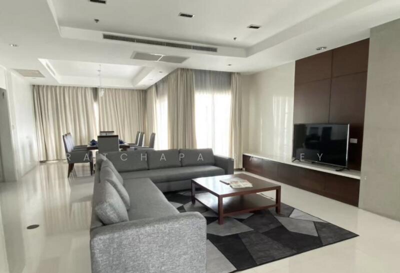 Royal Residence Park, Bangkok, 99 Royal Resident Park Lumphini, Lumphini, Pathum Wan, Bangkok, 4 Bedrooms, 380 sqm, Condo For Rent, by Nusara Rongtran, 60231439 - DDproperty.com