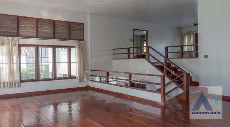 ขาย - 3 Bedrooms House for Sale in Ploenchit, Bangkok near BTS Ploenchit, กรุงเทพ