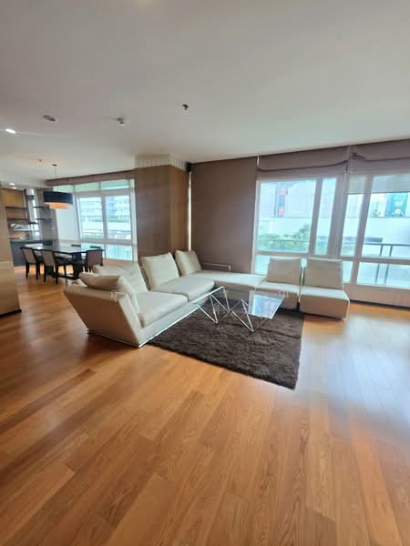 The Height, Bangkok, Soi Sukhumvit 55, Khlong Tan Nua, Watthana, Bangkok, 3 Bedrooms, 140 sqm, Condo For Rent, by Ulaiwan Boonsiri, 60231788 - DDproperty.com
