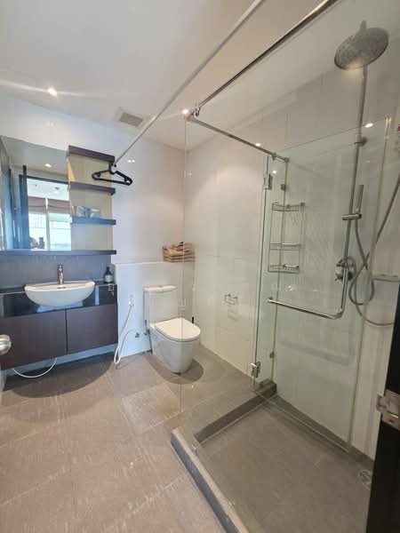 The Height, Bangkok, Soi Sukhumvit 55, Khlong Tan Nua, Watthana, Bangkok, 3 Bedrooms, 140 sqm, Condo For Rent, by Ulaiwan Boonsiri, 60231788 - DDproperty.com