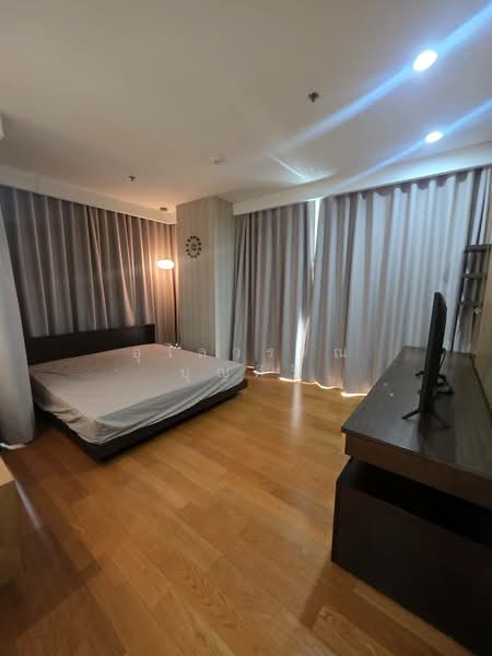 The Height, Bangkok, Soi Sukhumvit 55, Khlong Tan Nua, Watthana, Bangkok, 3 Bedrooms, 140 sqm, Condo For Rent, by Ulaiwan Boonsiri, 60231788 - DDproperty.com
