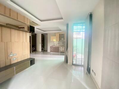 ขาย - ทาวน์เฮาท์ 5-ห้องนอน, กรุงเทพ