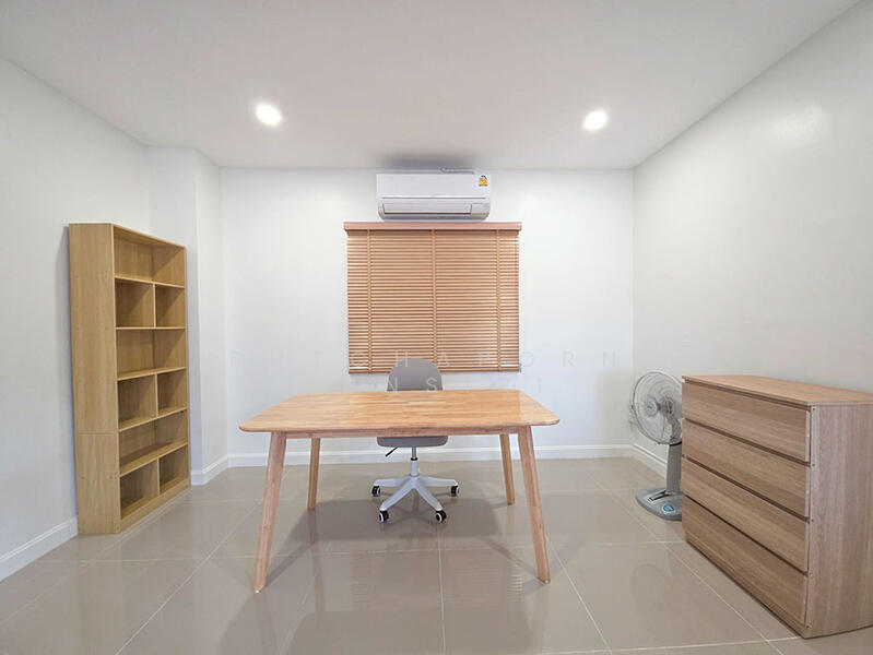 ให้เช่า - บ้านในโครงการ ให้เช่าเดือนละ 26,000 บาท ใกล้ 89 พลาซ่าเพียง 10 นาที No.15H787, เชียงใหม่