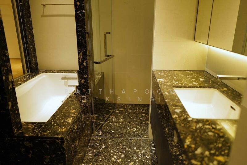 BEATNIQ Sukhumvit 32, Bangkok, Soi Sukhumvit 32, Sukhumvit Road, Khong Tan, Khlong Toei, Bangkok, 1 Bedroom, 57 sqm, Condo For Sale, by Aparasmi Mengoon, 60232369 - DDproperty.com