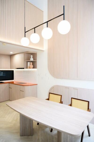 ขาย - Nue Hybe Suksawat : นิว ไฮบ์ สุขสวัสดิ์, กรุงเทพ