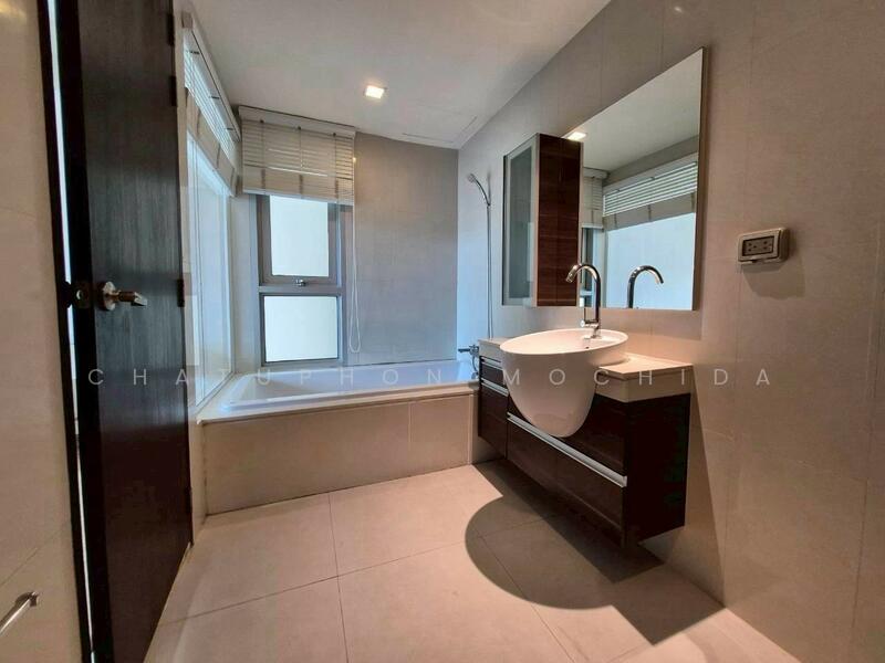 For Rent - Sky Walk Residences, Bangkok