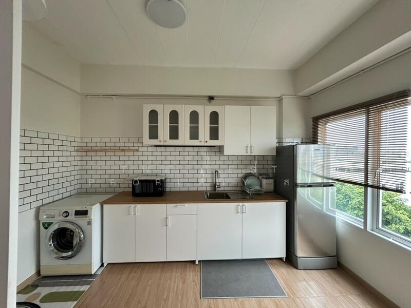 ขาย - คาสิต้าส์ คอนโดมิเนียม, สมุทรปราการ