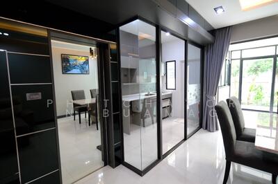 ขาย - ทาวน์เฮาท์ 3-ห้องนอน, กรุงเทพ