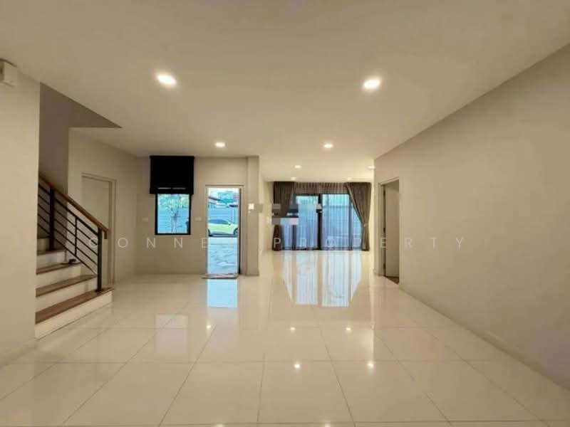Centro Ramindra-Chatuchot, Bangkok, 4 Kanchanaphisek Road, O-Ngoen, Sai Mai, Bangkok, 4 Bedrooms, 289 sqm, Single Detached House For Sale, by Connex Property, 60233774 - DDproperty.com