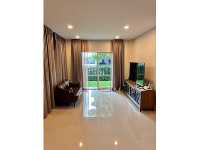 ขาย - Centro Bangna-Wongwean : เซ็นโทร บางนา-วงแหวน, กรุงเทพ