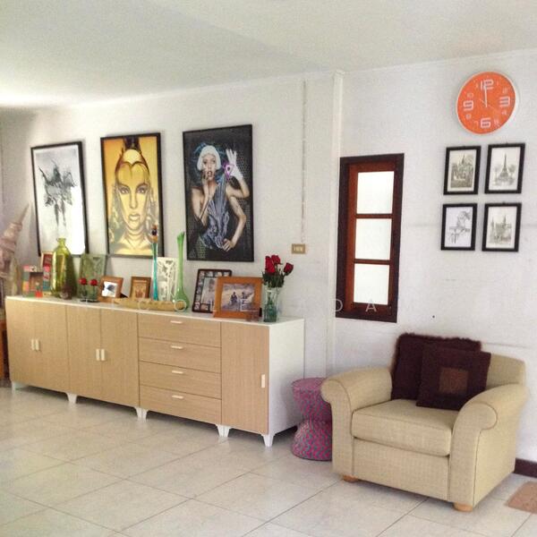 ขาย - Sammakorn Condominium : สัมมากร คอนโดมิเนียม, กรุงเทพ