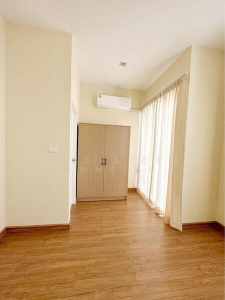 ให้เช่า - ทาวน์เฮ้าส์ในโครงการ ให้เช่าเดือนละ 23,000 บาท ใกล้มีโชคพลาซ่า No.5H486, เชียงใหม่