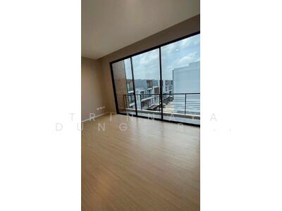 ขาย - Nirvana Define Srinakarin-Rama 9 : เนอวานา ดีฟายน์ ศรีนครินทร์-พระราม 9, กรุงเทพ