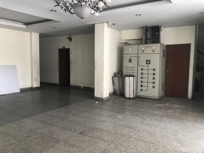 ขาย - อพาร์ทเม้น 7 ชั้น ซ.เลี่ยงเมืองนนทบุรี 11, นนทบุรี