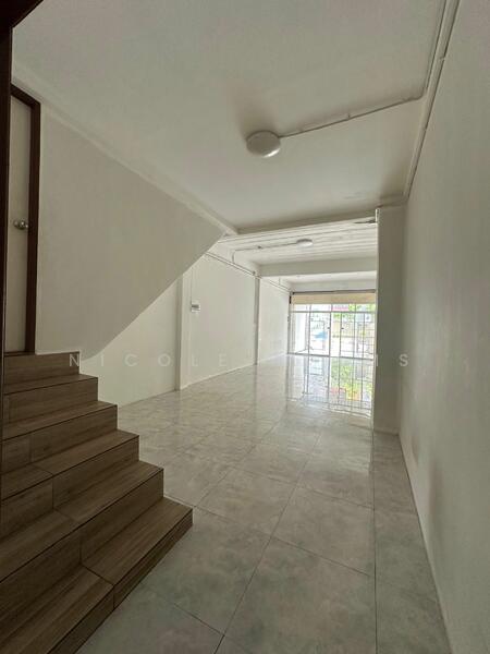 For Rent - 2-Bedroom Townhouse, Bangkok