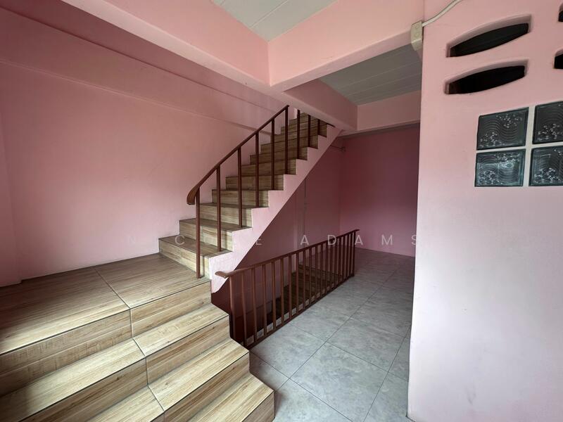 ให้เช่า - ทาวน์เฮาท์ 2-ห้องนอน, กรุงเทพ