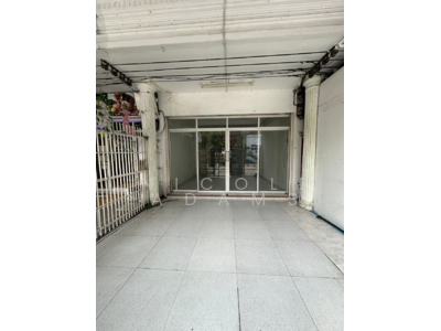 ขาย - ทาวน์เฮาท์ 2-ห้องนอน, กรุงเทพ