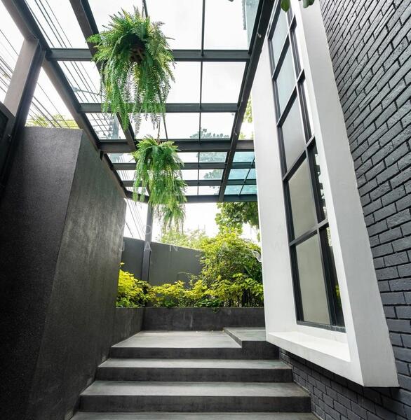 For Sale - 4-Br House close to Sukhumvit (798762), Bangkok