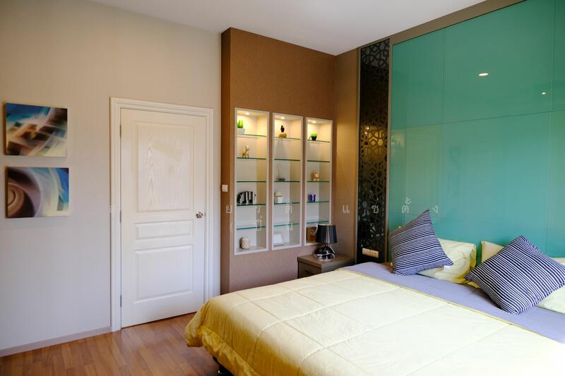 ขาย - สวยสุดในหมู่บ้าน บ้านตัวอย่าง ตกแต่งจัดเต็ม ทาวน์เฮ้าส์ 2 ชั้น แปลงมุม ม.แกรนด์วิลล์ ปทุมธานี-สายใน, ปทุมธานี