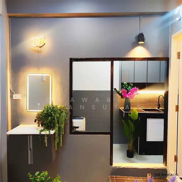 For Sale - House Area Phaholyothin, Bangkok