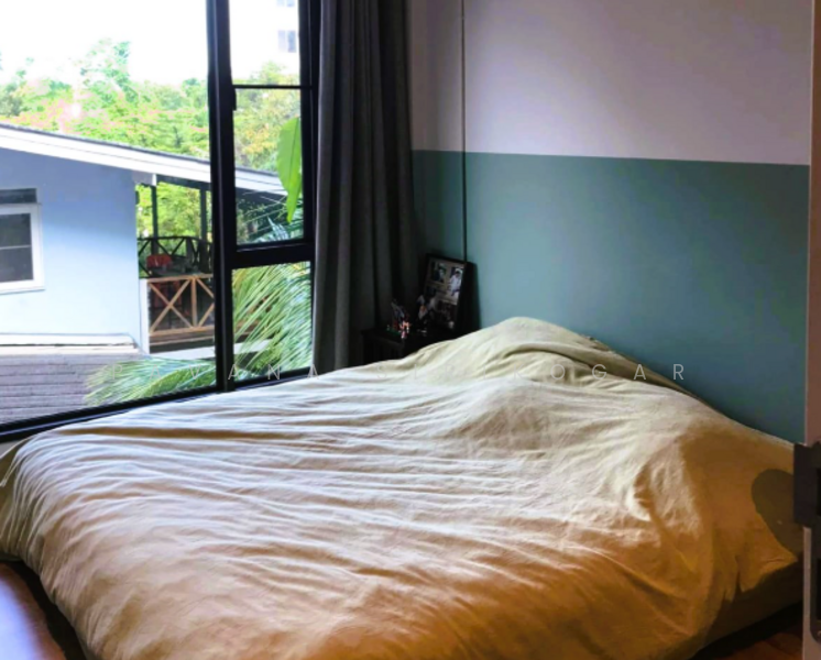 ให้เช่า - 4-Br Townhouse near BTS Phra Khanong, กรุงเทพ