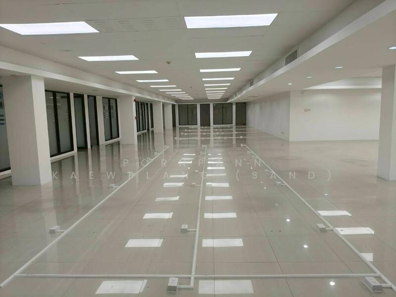 ให้เช่า - ออฟฟิศให้เช่าลาดพร้าว ใกล้ MRT ลาดพร้าว เพียง 1 นาที ขนาด 190 ตารางเมตร, กรุงเทพ