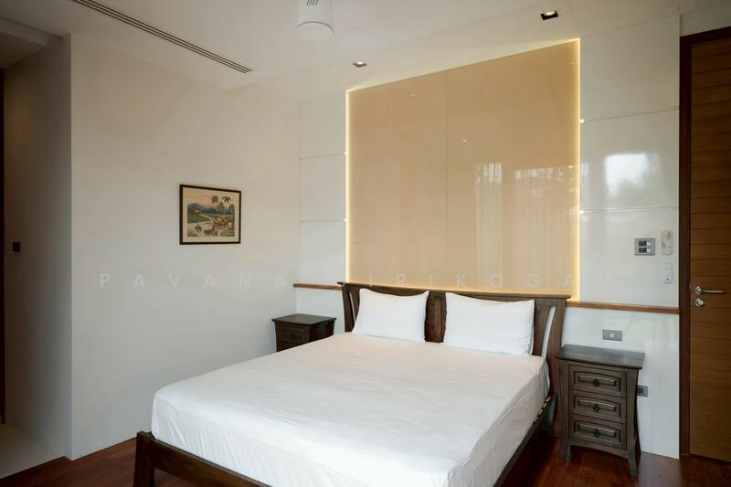 ให้เช่า - 4-Br House near BTS Phra Khanong, กรุงเทพ