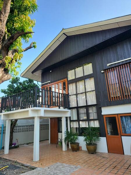 ให้เช่า - 3-Br House near MRT Sutthisan (2345809), กรุงเทพ
